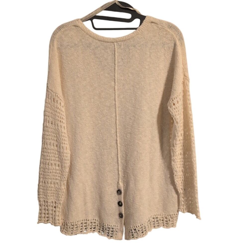 Lucky Brand Crochet-Sleeve Sweater with Back Button Detail – Size XL - Picture 4 of 5